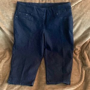 RUBY RD- Capris women’s plus size 16 W